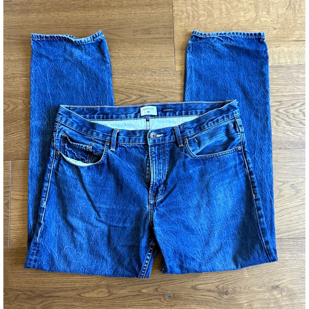 Quiksilver Men's Straight Regular Fit Blue Medium Wash Denim Jeans 5-Pocket